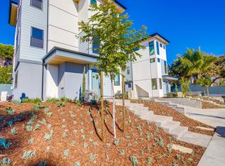 1902 Chalcedony St, San Diego, CA 92109