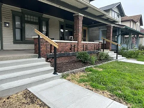 1624 Pleasant St — Photo 13