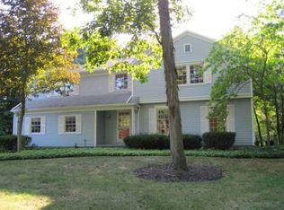 7728 Lexington Dr, Hudson, OH