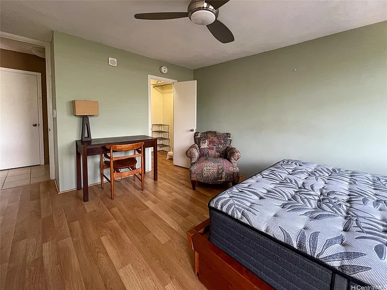 430 Kaiolu St #807 — Photo 19