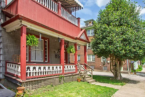 707 Pitt St #2 Photo 1