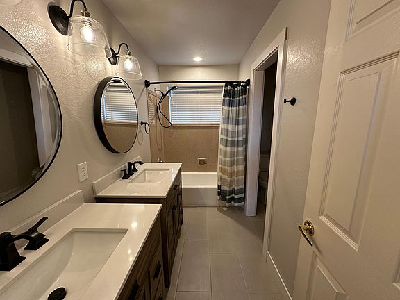 3rd image of 1577 Little Lake Dr