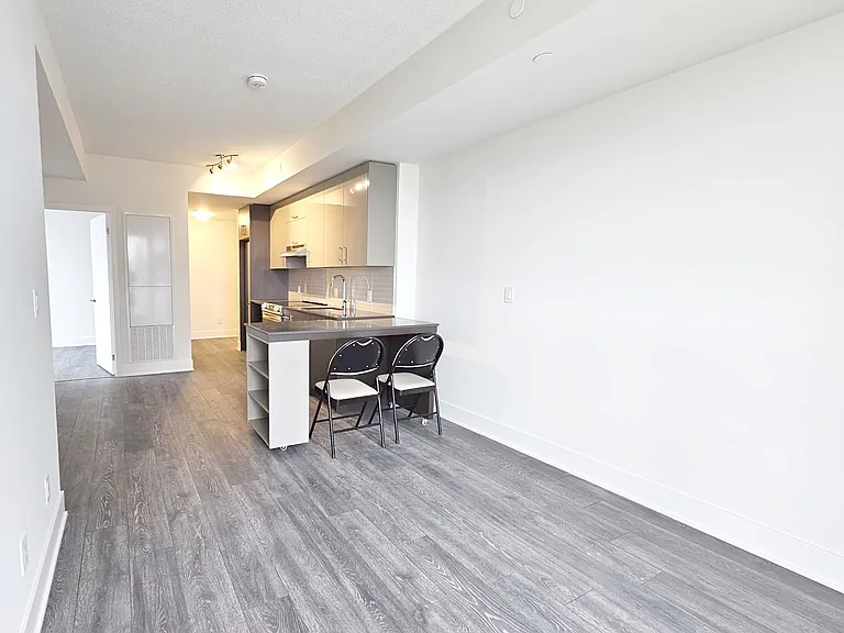 188 Fairview Mall Dr #1603 — Photo 12