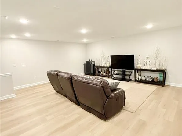 2134 Cloverton Way, Kennesaw, GA 30152