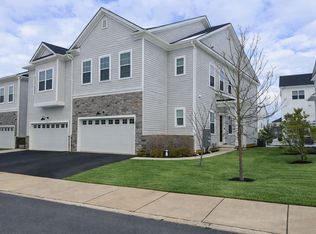 25 Lochiel Ln, Exton, PA 19341