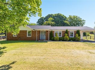 2417 White Horn Rd, Kernersville, NC 27284