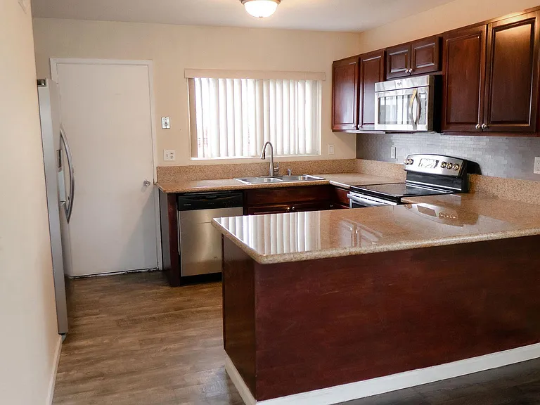 762 Picador Blvd — Photo 8