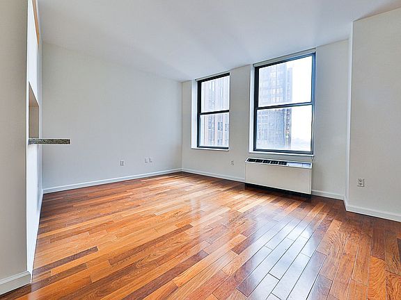 4th image of 1 Wall Street Ct APT 1301