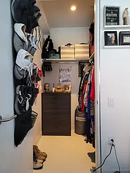 Rented by R New York