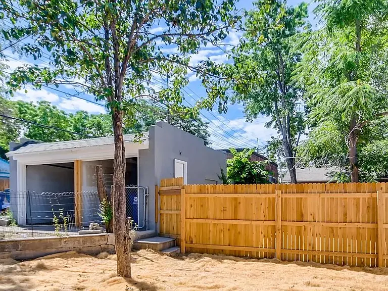 4352 Josephine St — Photo 9