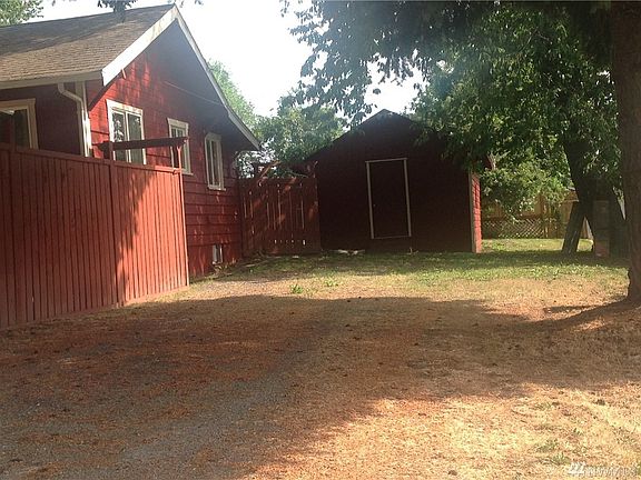 4th image of 610 E 51st St