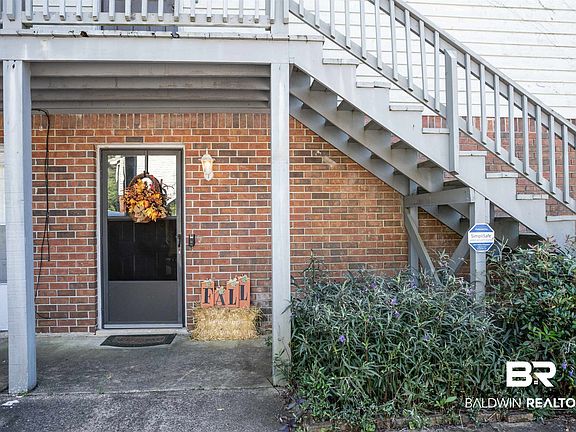 2nd image of 200 Autumn Park Dr Unit 2B