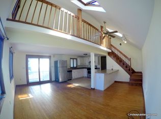 101 Foxboro Ave, Portsmouth, RI 02871