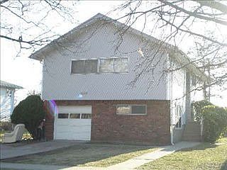 5th image of 3474 5th St