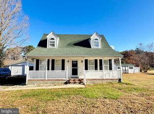 105 Bradley St, Hebron, MD 21830