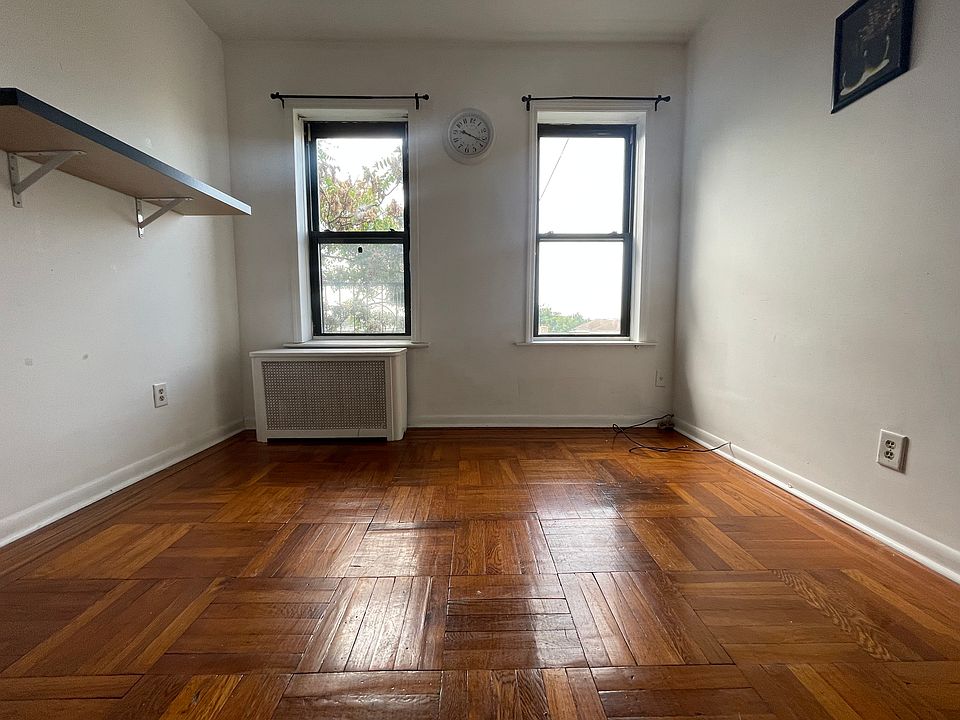 2nd image of 41-43 Kelly Pkwy #33E