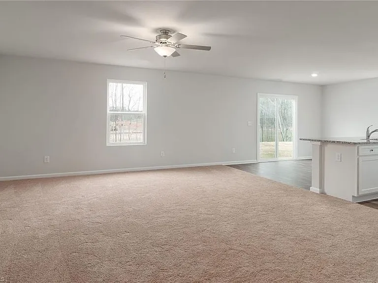 2106 Briar Run Dr — Photo 3