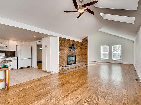 5th image of 8665 E Bellewood Pl