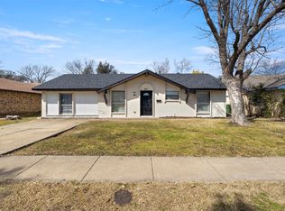 461 Wildbriar Dr, Garland, TX 75043