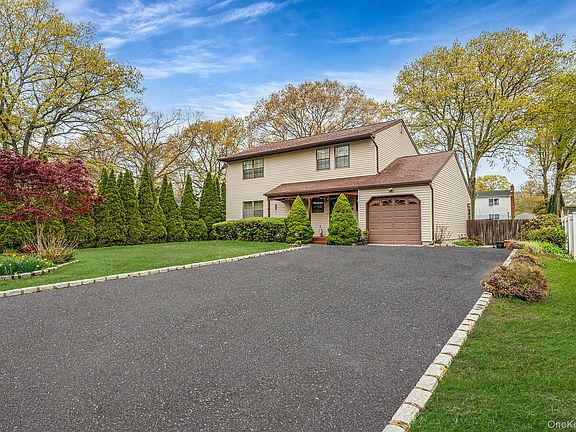 2nd image of 15 Brandywine Drive