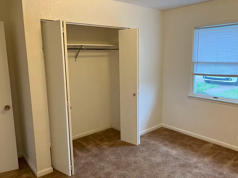 3104 William Dr #2 — Photo 10