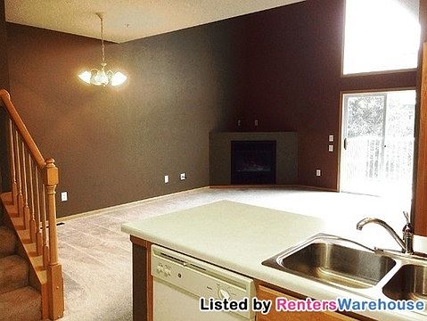 2nd image of 3772 Abercrombie Ln