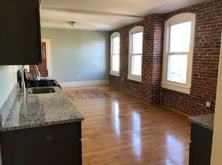 (Undisclosed Address), Manchester, ME 04351