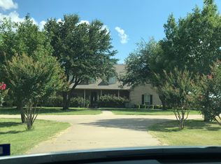 3210 Skinner Rd, Midlothian, TX 76065