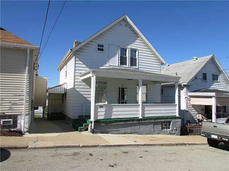 408 Parkinson St photo 1