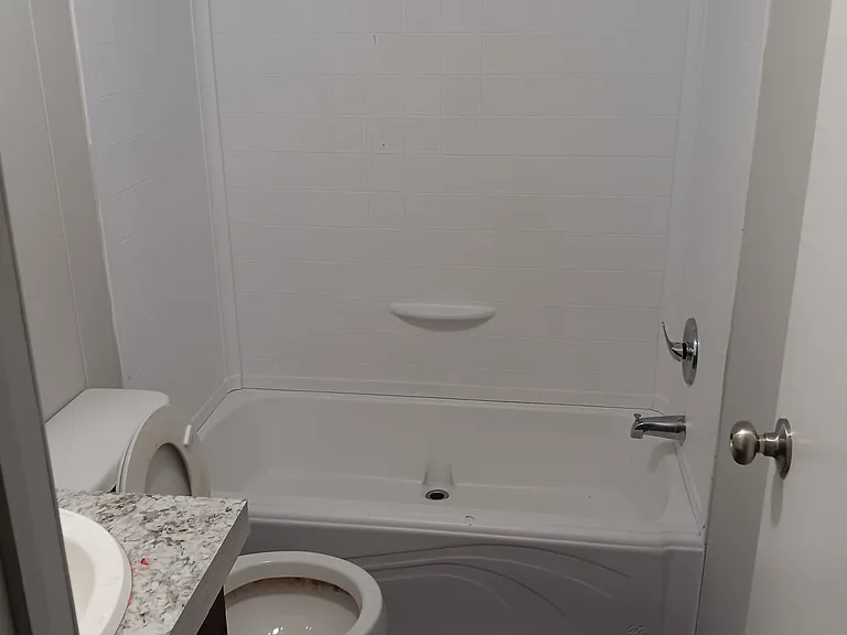 169 Saint John Zion Rd S #202 — Photo 2