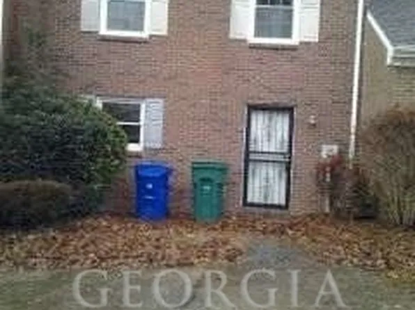 180 Williamsburg Way, Fayetteville, GA 30214
