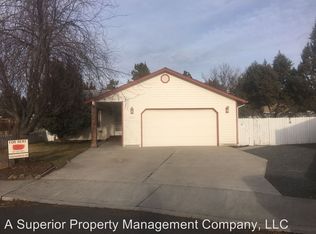 2654 NE Moonlight Dr, Bend, OR 97701