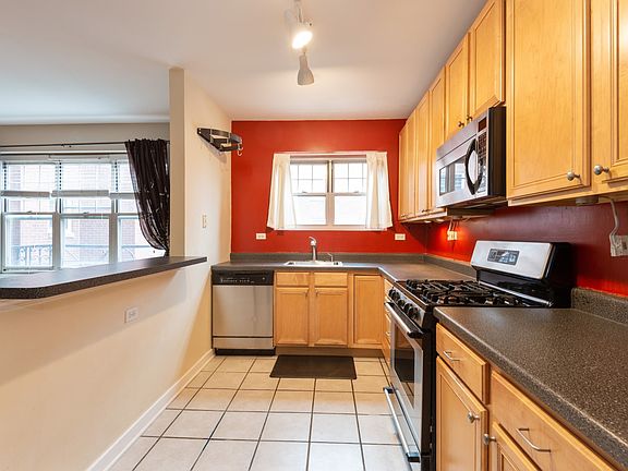3rd image of 2742 Hampton Pkwy APT I1