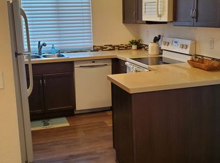 401 S El Cielo Rd APT 18, Palm Springs, CA 92262
