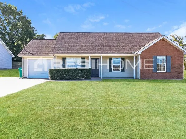 1221 Akins Ridge Dr, La Vergne, TN 37086