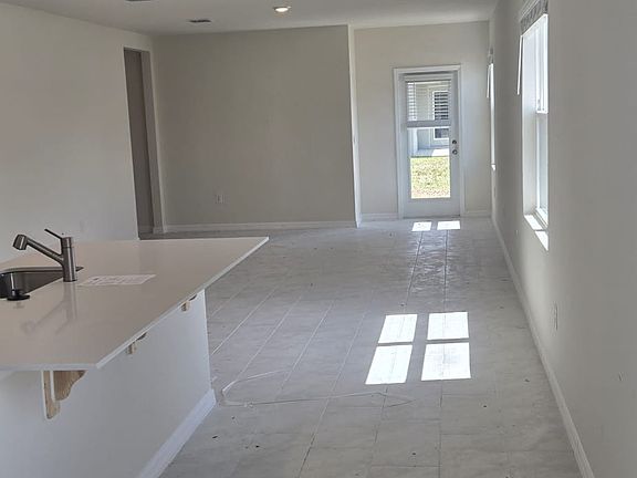 3rd image of 2955 Waterlily Way