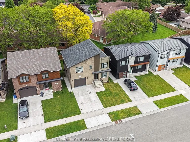 59 Churchill Park Rd — Photo 43