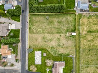 92605 E Sagebrush Rd, Kennewick, WA 99338