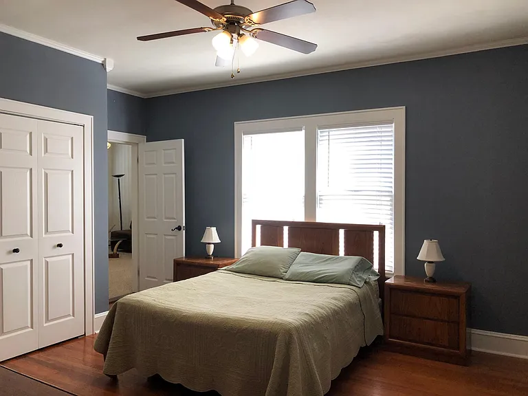 807 Columbia St — Photo 10