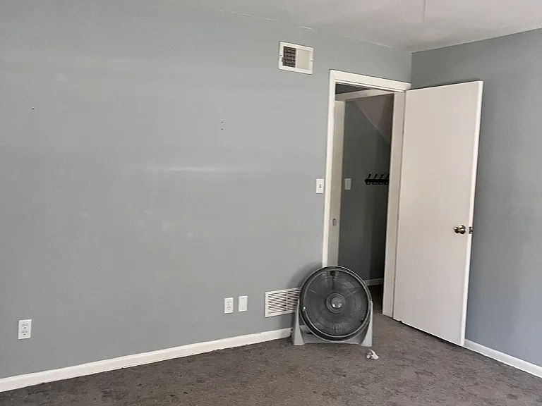812 Cedar St — Photo 12