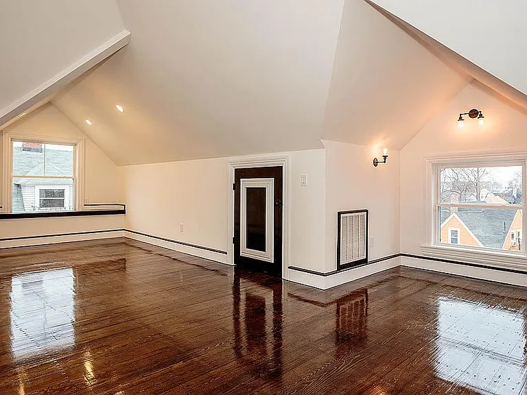 27 Howland St #Penthouse 1 — Photo 14