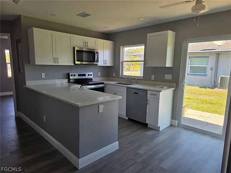 16930 Juanita Ave — Photo 2