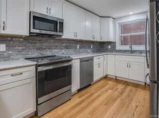 16 S Division St #2A, Peekskill, NY 10566