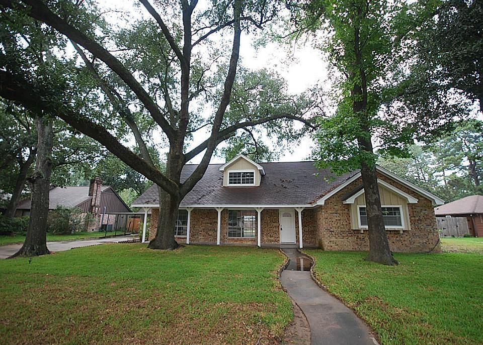 1st image of 2510 Bammel Timbers Ln