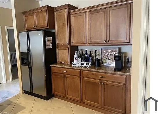 627 SW 47th Ter — Photo 22