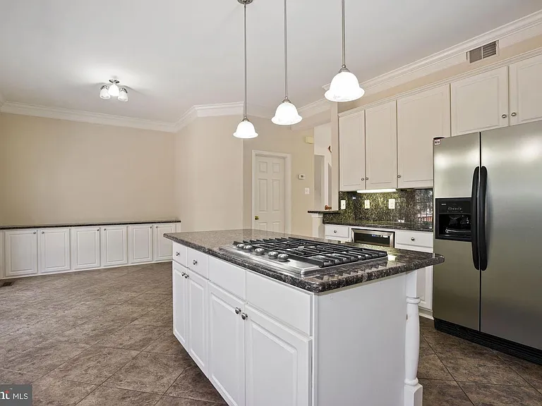 4002 Rosemeade Dr — Photo 13