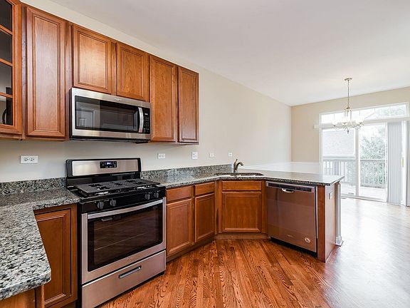 Brand New Appliances & Granite Counter Tops.