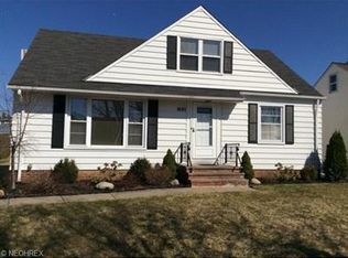 1685 Gilbert Dr, Mayfield Heights, OH