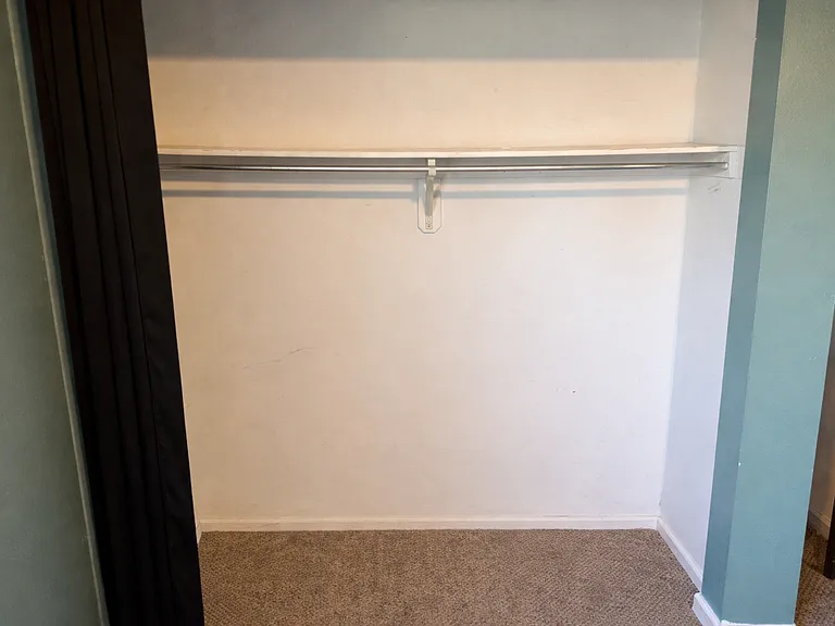 2601 Orchard Pl — Photo 2