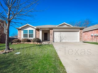 9105 Goldenview Dr, Fort Worth, TX 76244